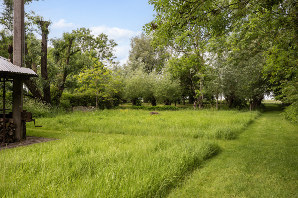 photo 61 Hoofdweg 34