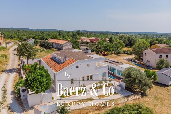 photo 5 Istria, Poreč, unique designer villa with additional apartment, wellness and heated pool