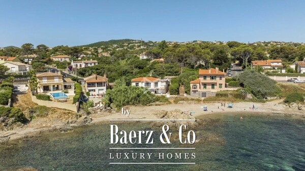 photo 5 Waterfont villa to renovate