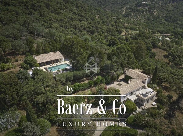 photo 21 Property on the heights of Gigaro