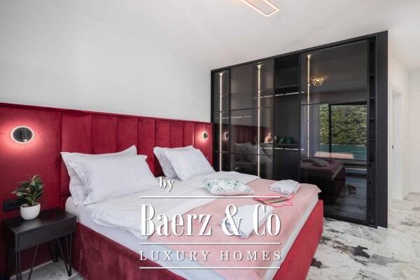 photo 8 Rogoznica, modern villa with swimming pool in the first row to the sea