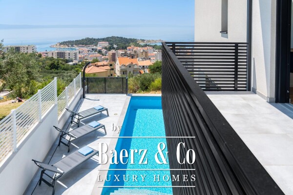 photo 3 Makarska, two-story, three-room apartment, with pool