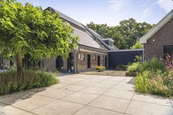 photo 43 Markeloseweg 25