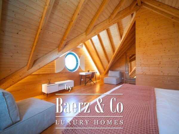 photo 16 Fully Renovated & Exclusive building