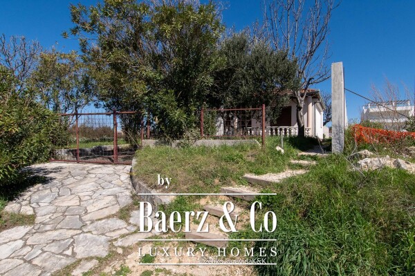 photo 3 Zadar, Karma, house with garden in an excellent location, first row to the sea, NKP 111 m2