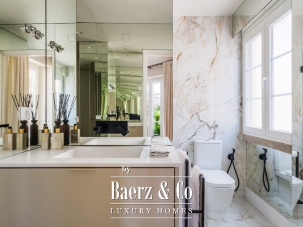 photo 39 Lapa | Exclusive 2 Bedroom Apartment with 2 Suites and 3 Living Rooms