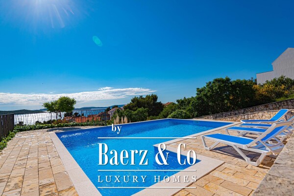 photo 8 Šibenik, Žaborić, beautiful house with a swimming pool and panoramic sea view, 438 m²