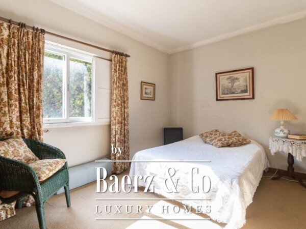 photo 40 8 bedroom villa with garden and swimming pool, in Galamares, Sintra