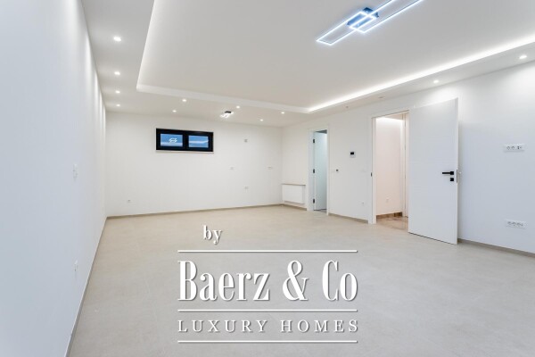 photo 21 Promajna, luxurious semi-detached house with a sea view, close to the center and the beach