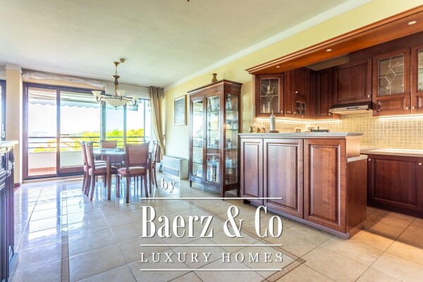 photo 5 Podstrana, luxurious apartment with panoramic sea view, first row to the see