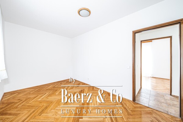 photo 11 Zagreb, Gračani, beautiful three-storey five-bedroom apartment with a garden, 278.66 m²