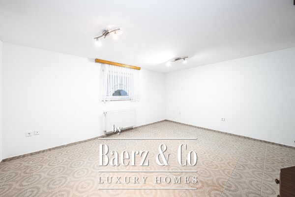 photo 16 Zagreb, Gračani, beautiful three-storey five-bedroom apartment with a garden, 278.66 m²