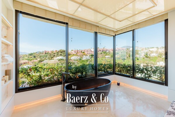 photo 18 Villa - La Quinta - Benahavis - Ref: 8658