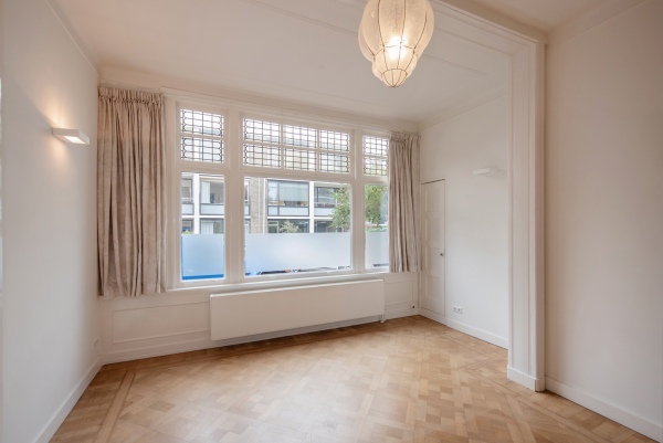 photo 13 Van Dorpstraat 4