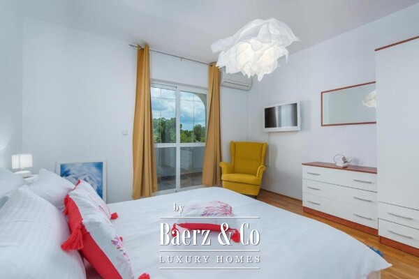 photo 8 Istria, surroundings of St. Lovrec, house with 6 bedrooms 380m2 with swimming pool, gym and sauna