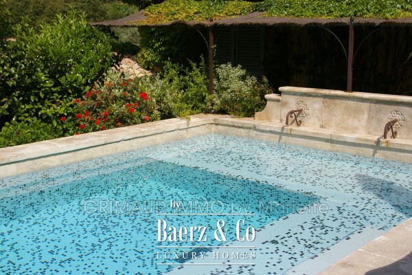 photo 3 Grimaud, France