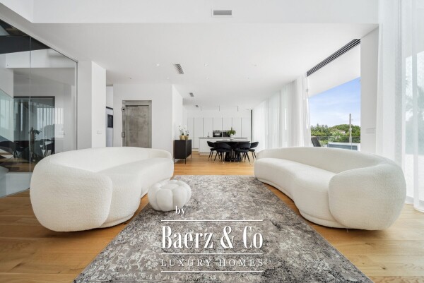 photo 2 Villa - Marbella East - Ref: 8693