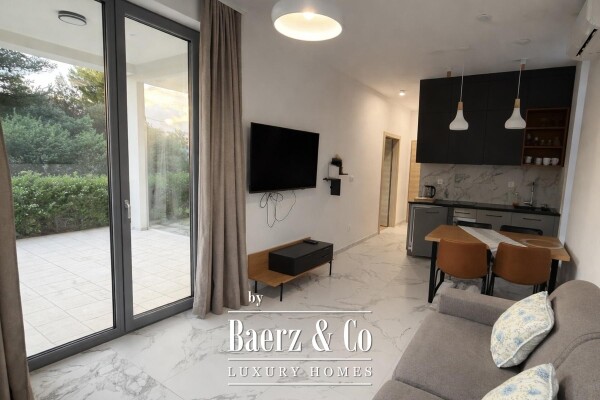 photo 5 Maslinica, Šolta - urban villa with four separate residential units