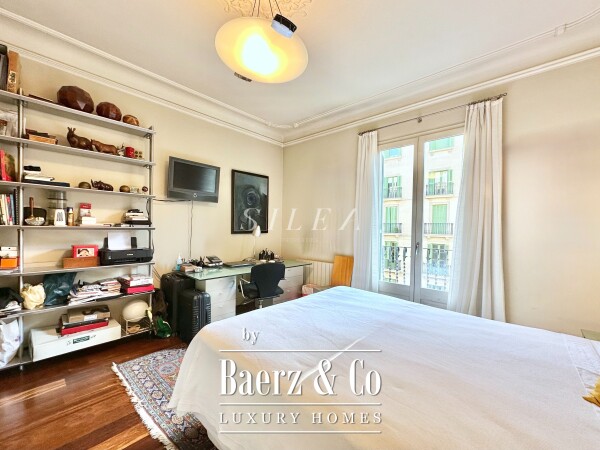 photo 24 Pau Claris 100