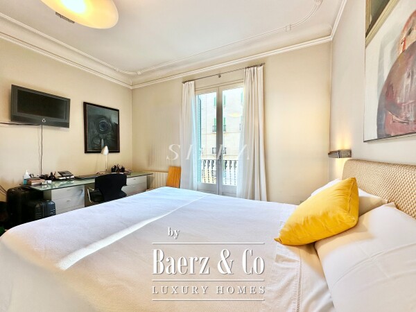 photo 25 Pau Claris 100