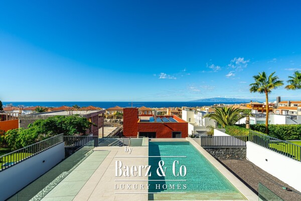 photo 24 Beautiful move in ready villa in residential area Tenerife south