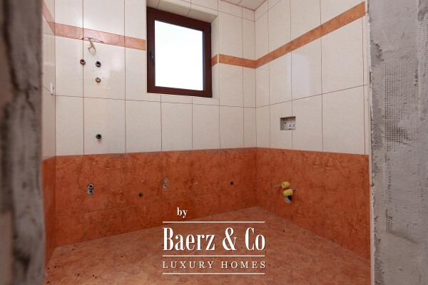 photo 8 House, Kras, beautiful house with 4 apartments and spacious garden