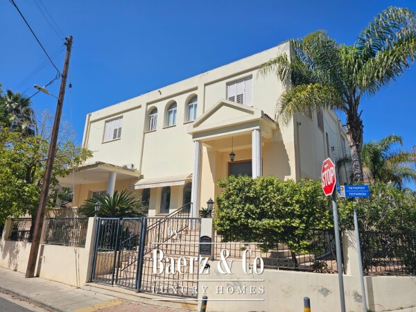 photo 1 2351689 - 7 Bedroom Villa For sale, Nicosia City, 500 sq.m