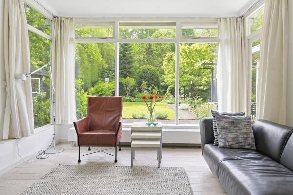 photo 12 Charlotte de Bourbonstraat 24