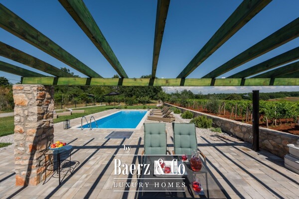 photo 15 Istria, Umag, authentic Istrian stone house 260 m², surrounded by greenery, 1349 m² garden