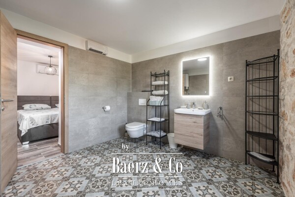 photo 28 Istria, Umag, authentic Istrian stone house 260 m², surrounded by greenery, 1349 m² garden