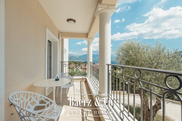 photo 14 Sea View Penthouse in a Luxury Complex near the Marina