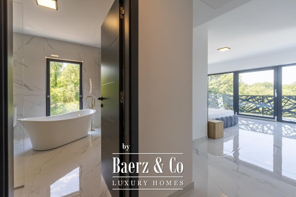 photo 17 Istria, Svetvinčenat, impressive villa with swimming pool and sauna on a spacious construction plot