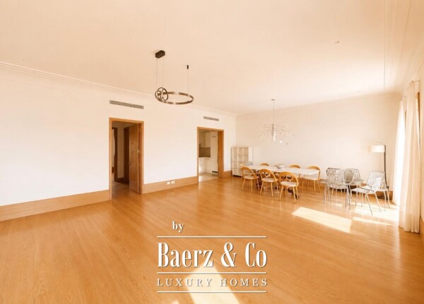 photo 5 Luxuroius Apartment in Tivat with a Sea View