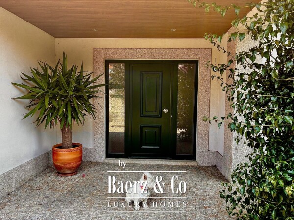 photo 7 Luxury furnished 5-Bedroom Villa