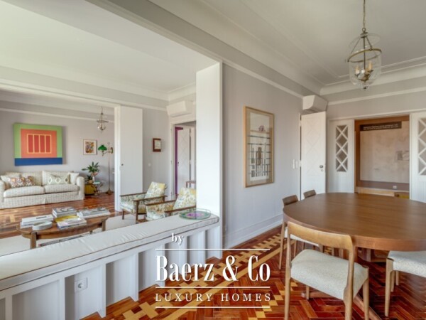 photo 4 Elegant Three-Bedroom Apartment Between Eduardo VII Park and Amoreiras