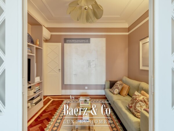 photo 7 Elegant Three-Bedroom Apartment Between Eduardo VII Park and Amoreiras