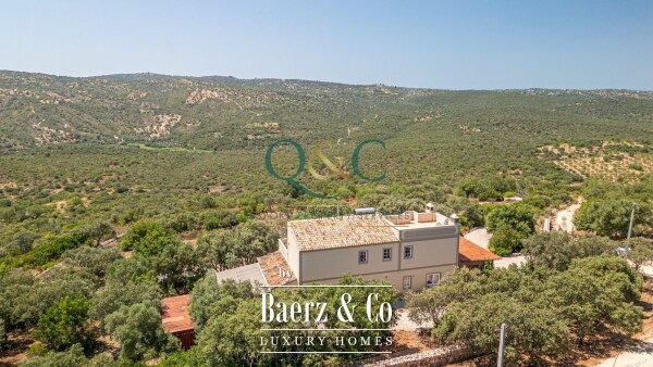 photo 1 Beautiful luxury home in Benafim, Espargal