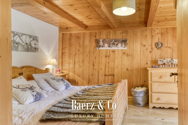 photo 6 Authentic Savoyard farmhouse with great potential for development