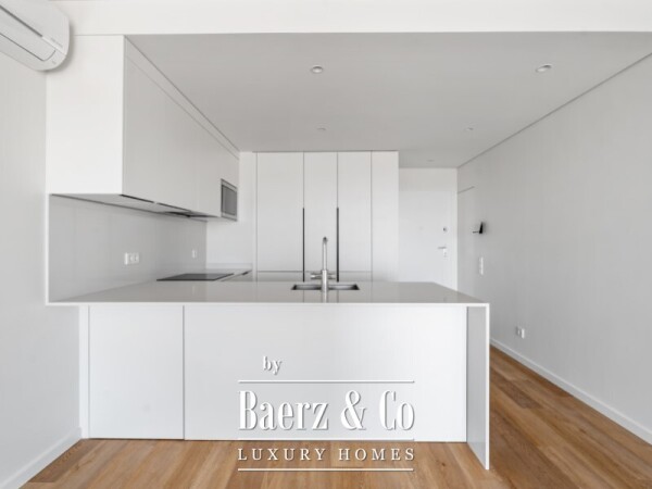 photo 3 Prestigious 3 Bedroom Apartment with River View, in Miraflores