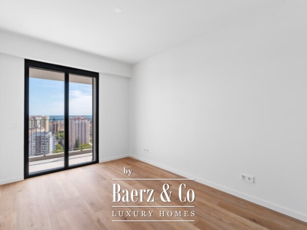 photo 11 Prestigious 3 Bedroom Apartment with River View, in Miraflores