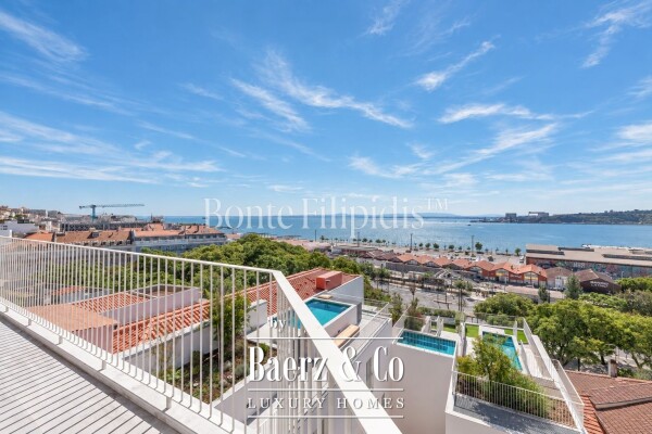 photo 1 Beautiful luxury home in Estrela, Santos (Santos-o-Velho)