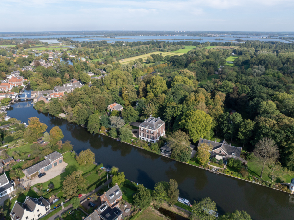 photo 45 Oud Over 3 d